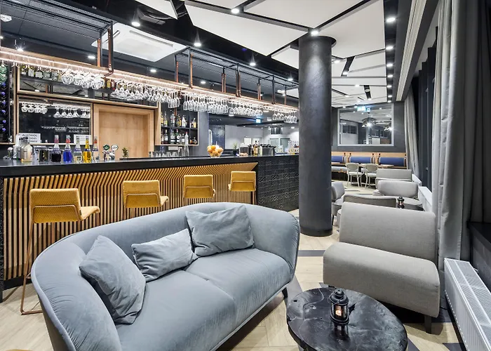 Aquarion Family & Friends - Destigo 4*